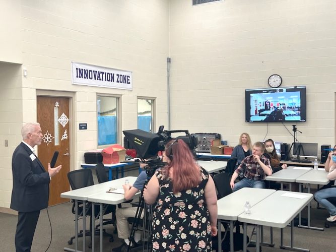 Johnson visits Leetonia High School News, Sports, Jobs Morning Journal